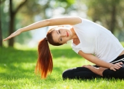 爱游戏中国-赛道与绿茵的交汇，佩德里关键制胜，F1新赛季揭幕战之夜的跨界启示