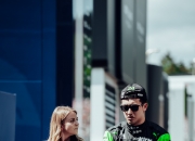 爱游戏APP-梅赛德斯轻取哈斯车队，周冠宇统治全场