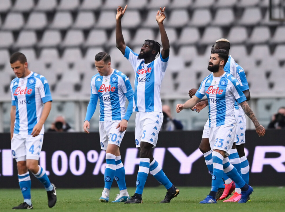 那不勒斯完胜奥地利，罗德里惊艳四座