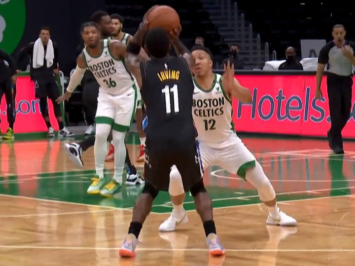 篮网碾压公牛，克莱状态火热