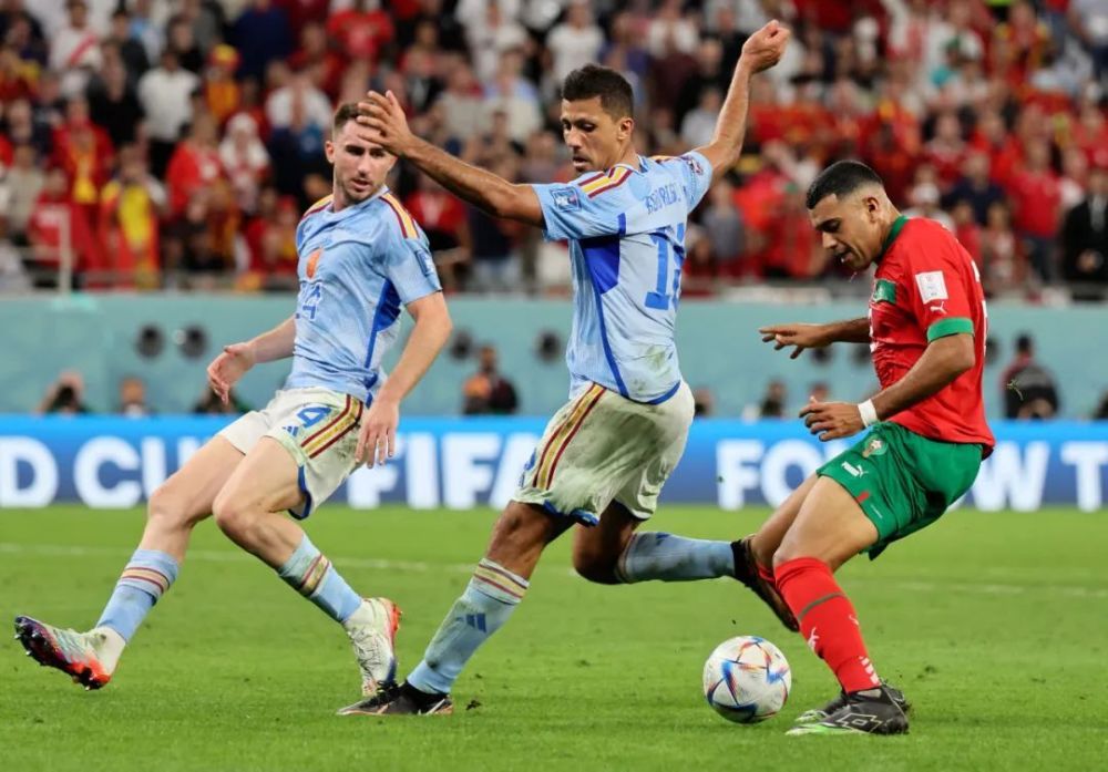 瑞士完胜摩洛哥，萨内关键制胜