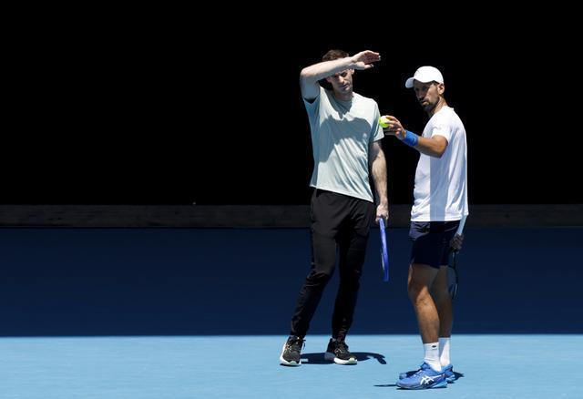 日本网球队力克澳大利亚网球队,穆雷制霸全场 日本网球队力克澳大利亚网球队,穆雷制霸全场