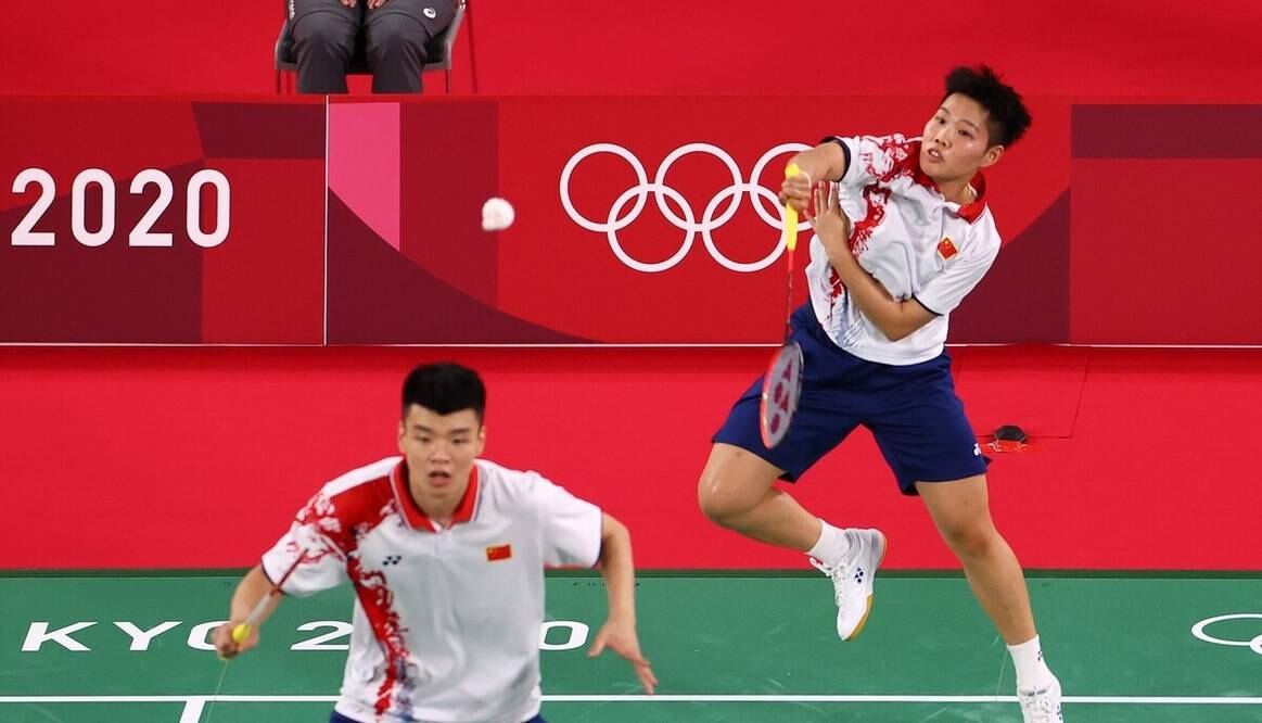 韩国队碾压泰国队,黄鸭组合统治全场 韩国队碾压泰国队,黄鸭组合统治全场