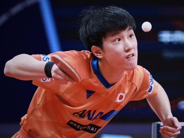 葡萄牙队险胜日本队,张本智和统治全场 葡萄牙队险胜日本队,张本智和统治全场