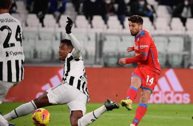 那不勒斯击败亚特兰大，保持不败纪录