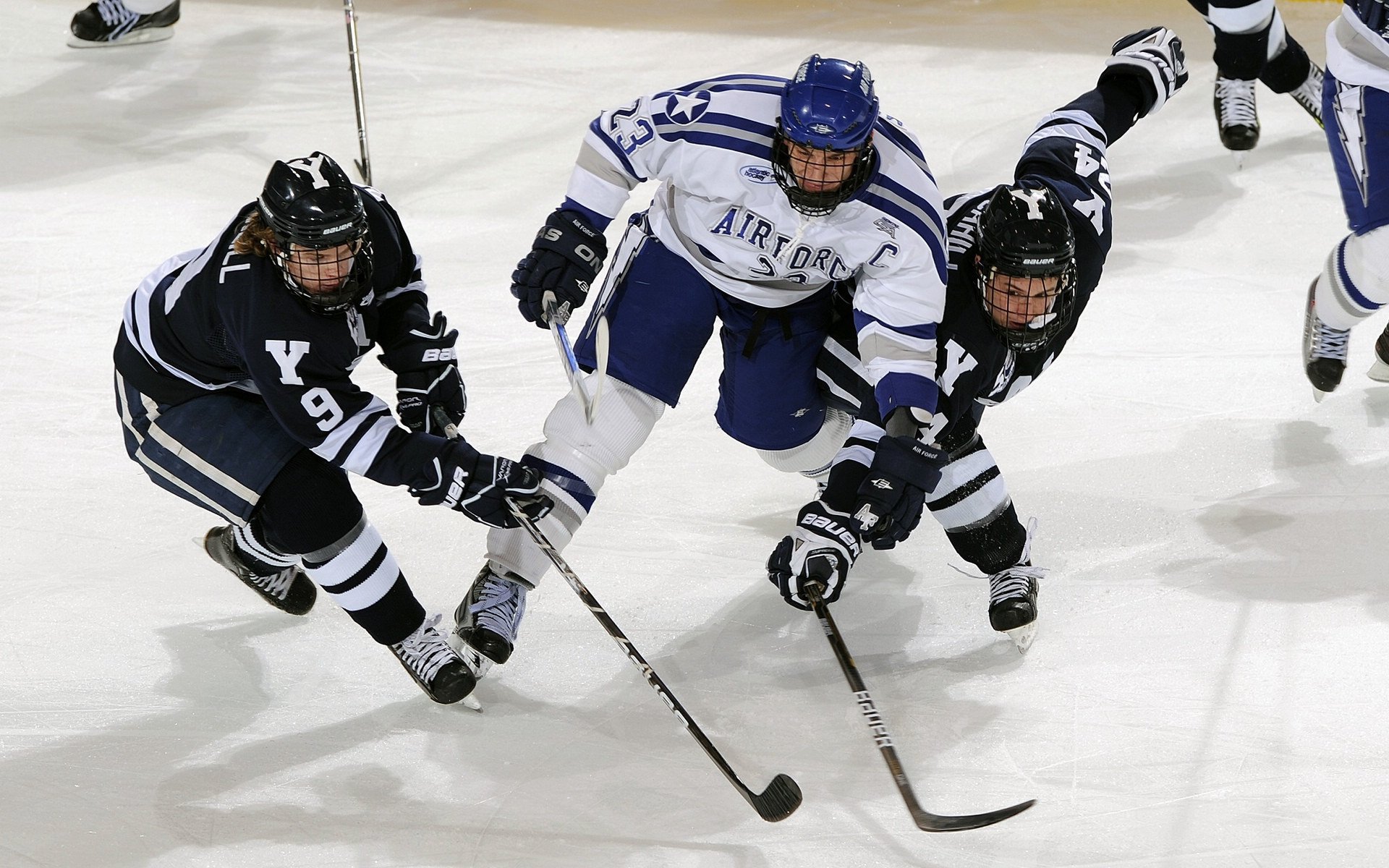 马刺式坚韧与莫兰特式狂飙，当传承在总决赛舞台交汇