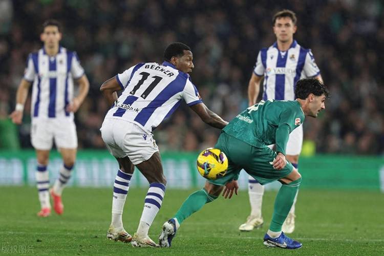 瓦伦西亚战胜对手，赢得关键比赛