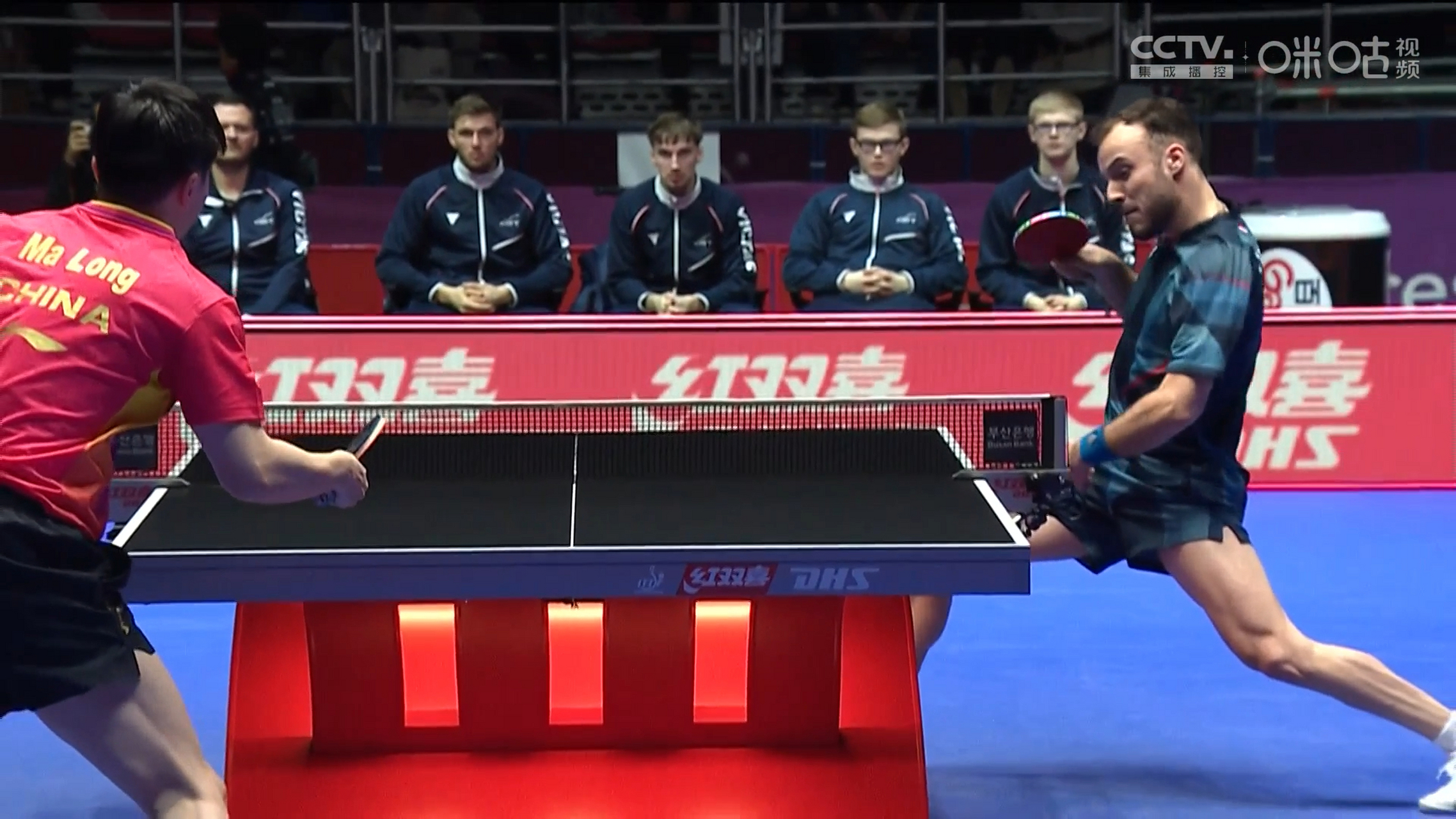 奥地利队逆转法国队，马龙带队取胜