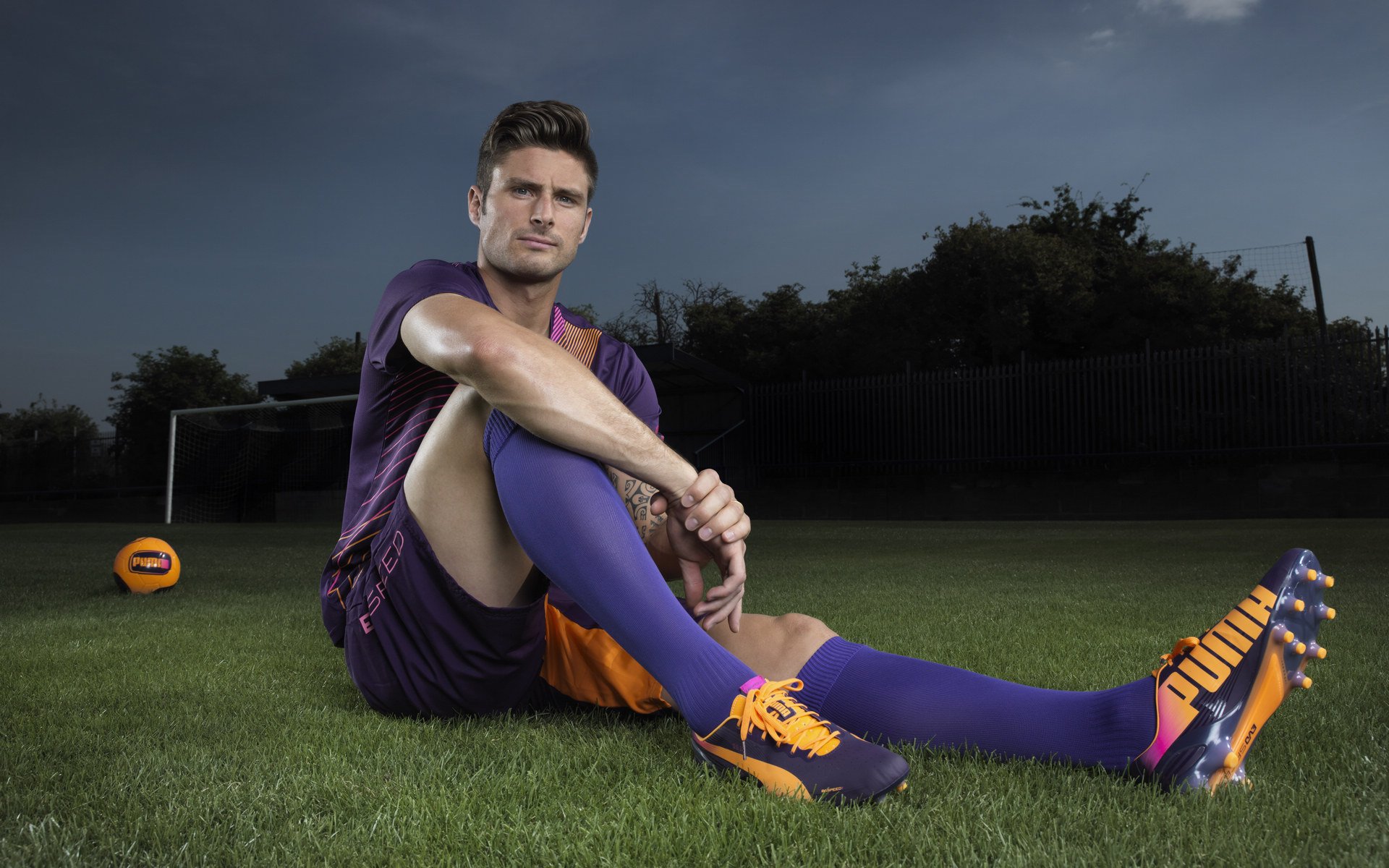 巴尔韦德攻防两端统治，希腊式封锁窒息曼城—一场现代足球的战术交响