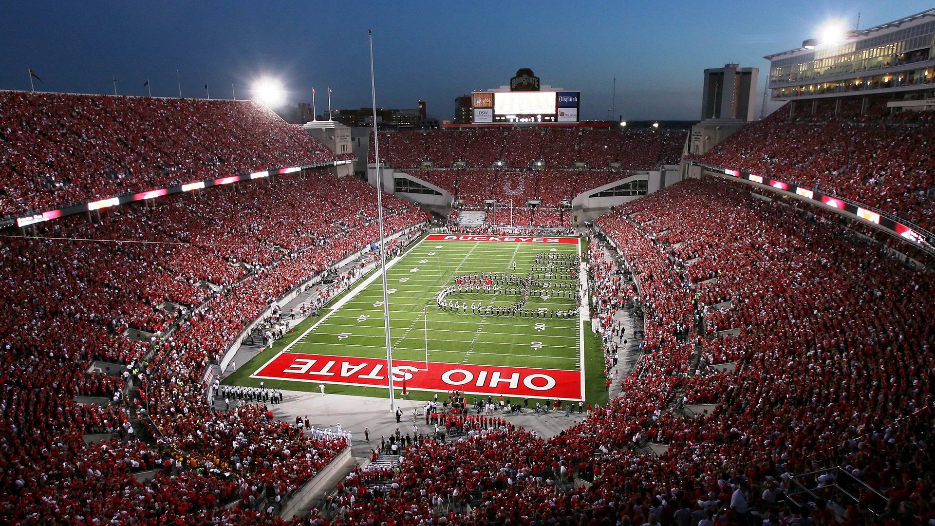 F1收官战与NBA冷夜，速度与悬念的双重奏